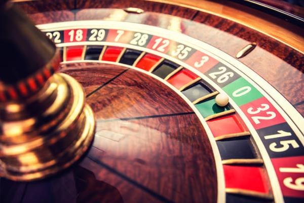 Best Online Casino UAE: 5 Details to Check About Dealer Interaction