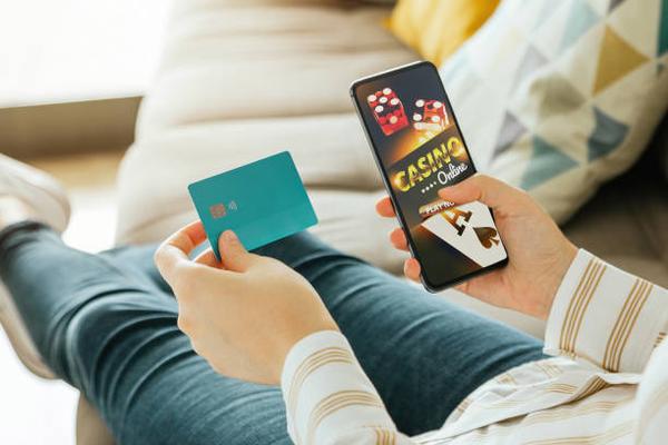 How to Compare Online Poker Websites by Game Selection